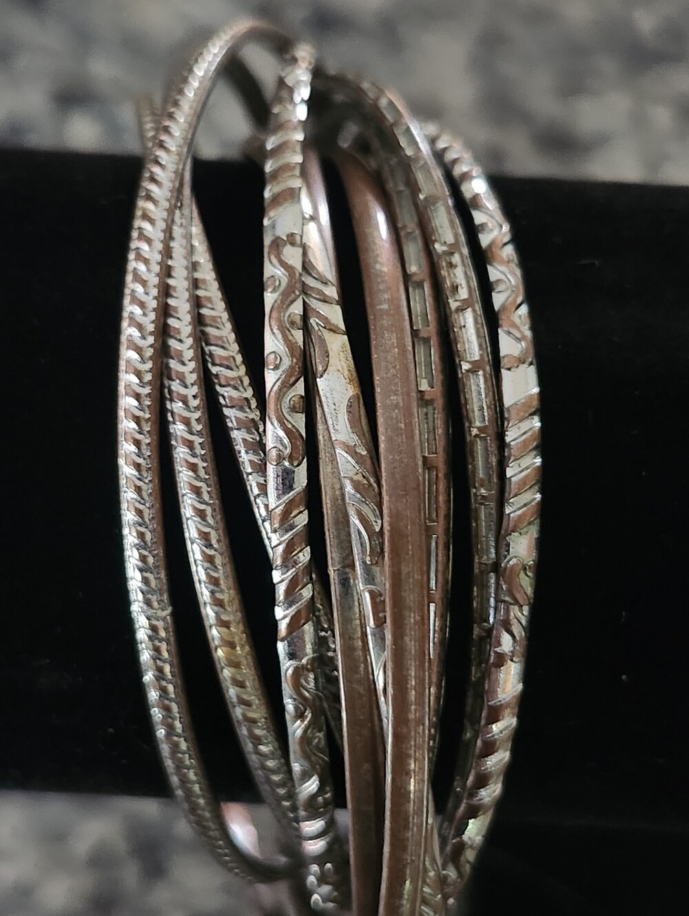 Stacked Mixed-Metal Women’s Bangle Bracelet Set - Silver & Brown